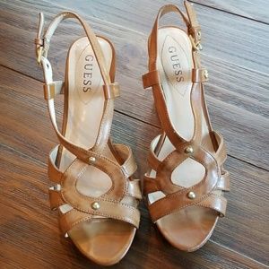 Guess wedges